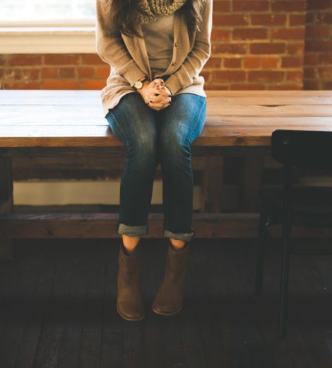 Simple Yet Stylish Women’s Boots for Valentine’s Day